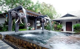 Vimarn Kaew Village And Resort