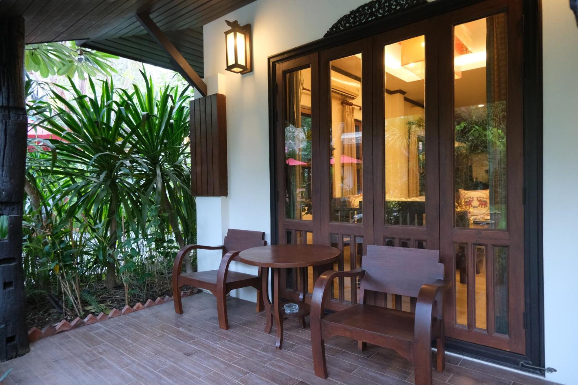 Vimarn Kaew Village And Resort Chiang Mai Exterior photo
